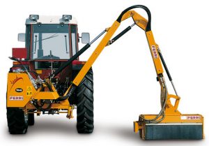 เครื่องตัดหญ้าไหล่ทาง